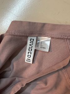 H&amp;M cute Crop Top