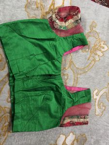 Pure Gorgete Pink ombre Embroidered Saree