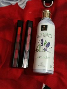 Combo Of Lipstick And Body Lotion