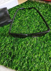 Shade Glasses