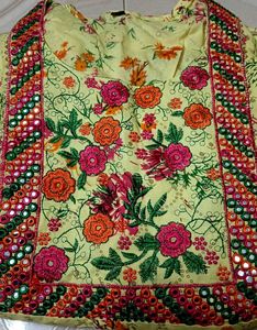 Floral Embroidered Kurta