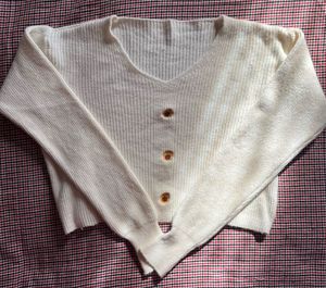 Cute Knit Cardigan with Details