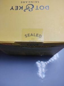 Dot &amp; Key Super Bright Moisturizer