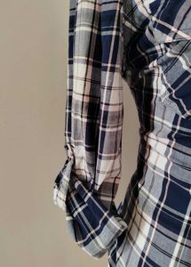 Button Down Long Sleeves Shirt