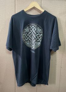 Vintage Celtic Knot Graphic T-Shirt