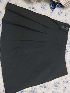 Elegant Black Skirt