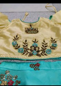 Girls Lengha Choli With Dupatta