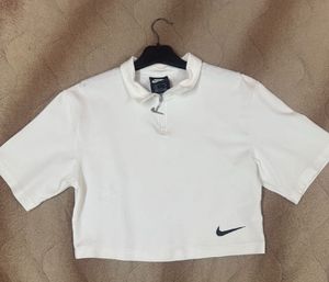 Nike Crop Top