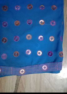 Combo Of 4 Beautiful Sarees With 1 Blouse1 Paticot