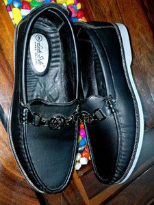 Look Style Black Loafers