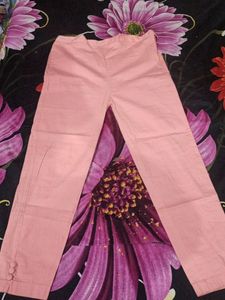One Time Used Fully Stretchable Jegging With Pocke