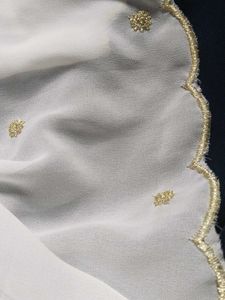 Elegant Off-White &amp; Gold Dupatta