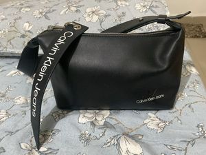 Calvin Klein Jeans Handbag