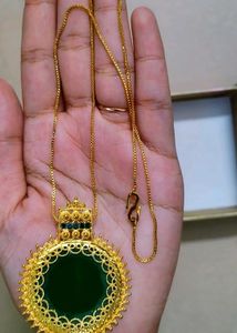 Green Stone Gold Necklace