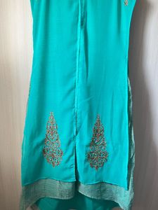 Unused Layered Kurtha