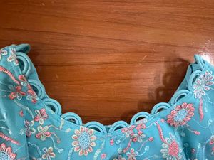 Blue Kurta Set With Floral Embroidery