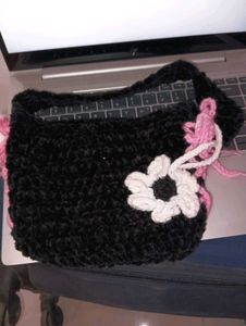 Crochet Hand Bag