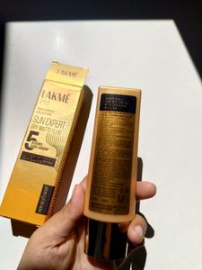 Lakme Fluid Sunscreen