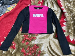 beautiful top not even used