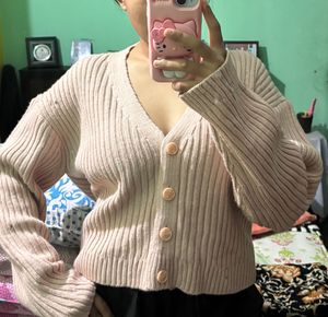 pink flames sweater 🧚‍♀️