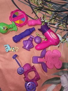 Vintage Toy Lot - Hair Salon &amp; Makeup