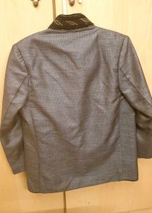 ***Price Drop Boys Smart Tailored Suit