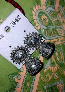 Silver Jhumka Earrings