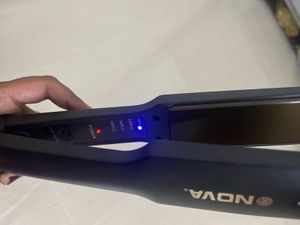 Brand New Nova Hair Straightener