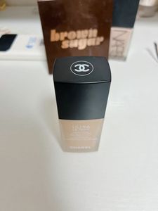 Chanel Ultra Le Teint Foundation BD11
