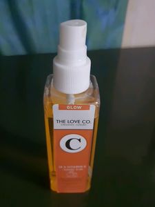 The Love Co. Face Mist With Vitamin C