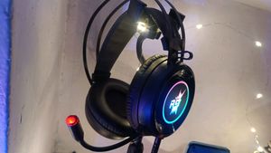 READGEAR GAMING RGB HEADPHONE