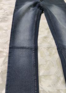 # Women Low Rise Jeans