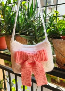 White Bow SlingBag
