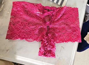 N-Gal Lacy Thong Fucia Colour, brand New