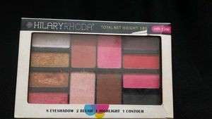 Hilary Hoda Makeup Kit