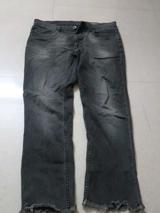 Gray Wash Frayed Hem Jeans