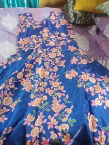 Gaun Frock
