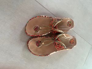 Bohemian Print Toe Ring Sandals