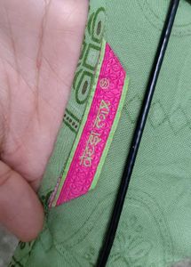 Printed Green Knew Length Kurta With 3/4 Sleeves