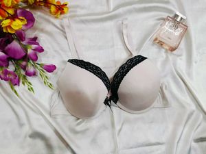 🇳🇿💫🎀Elegant Lace Trim Bra