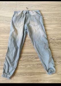 Joggers + Sun Cream