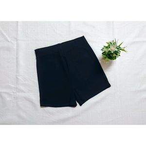 Kids Black 🖤 High waisted Skin tight Short