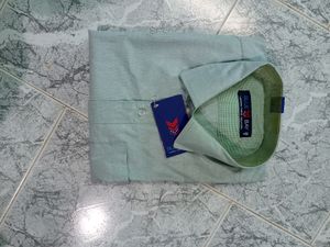 Men Shirt New With tag Old Stock