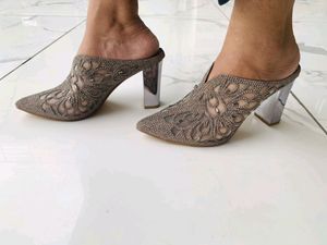 New Stylish Heels For Girls