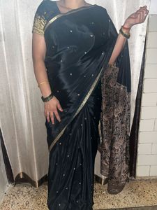 Elegant Black crepe Saree with blouse