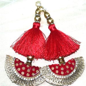 Decorative Red &amp; Gold Tassels (Pair)