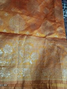 gold colour saree