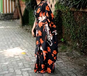Pre-draped Elegant Black wildflower Saree