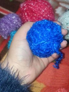 WOOLEN BALLS FOR SEWING OR CRAFT