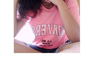 pink crop top